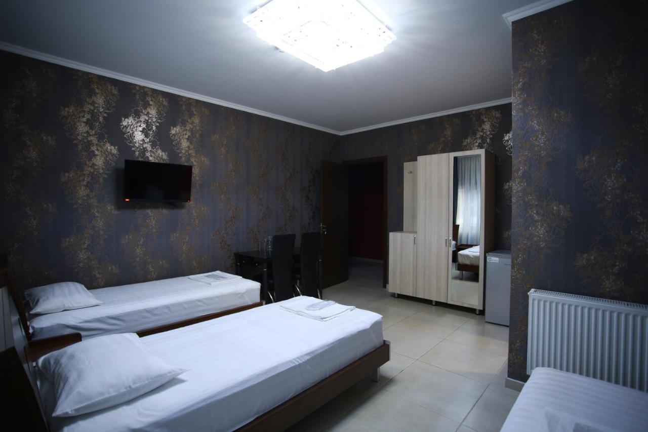 Hotel Okriba Tbilisi Buitenkant foto