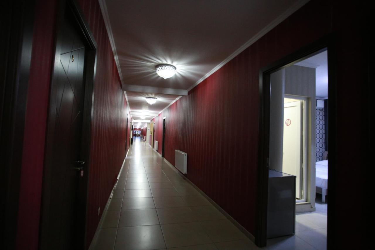 Hotel Okriba Tbilisi Buitenkant foto