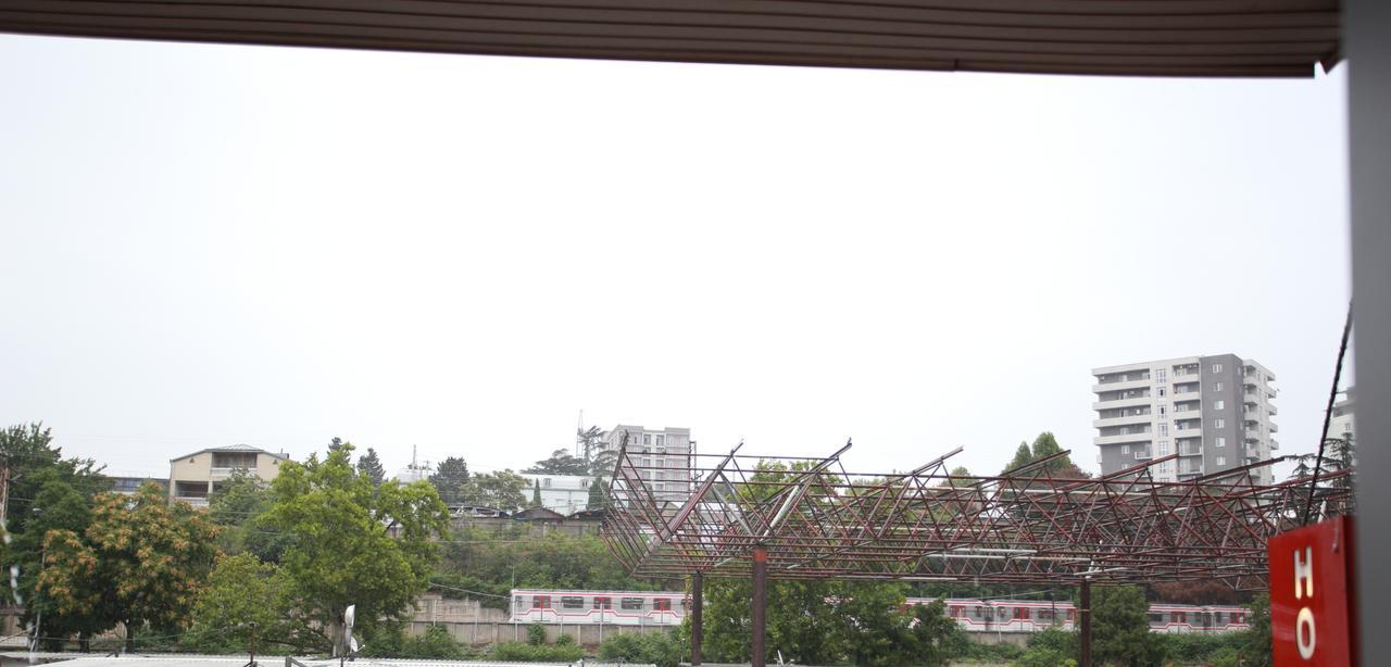 Hotel Okriba Tbilisi Buitenkant foto
