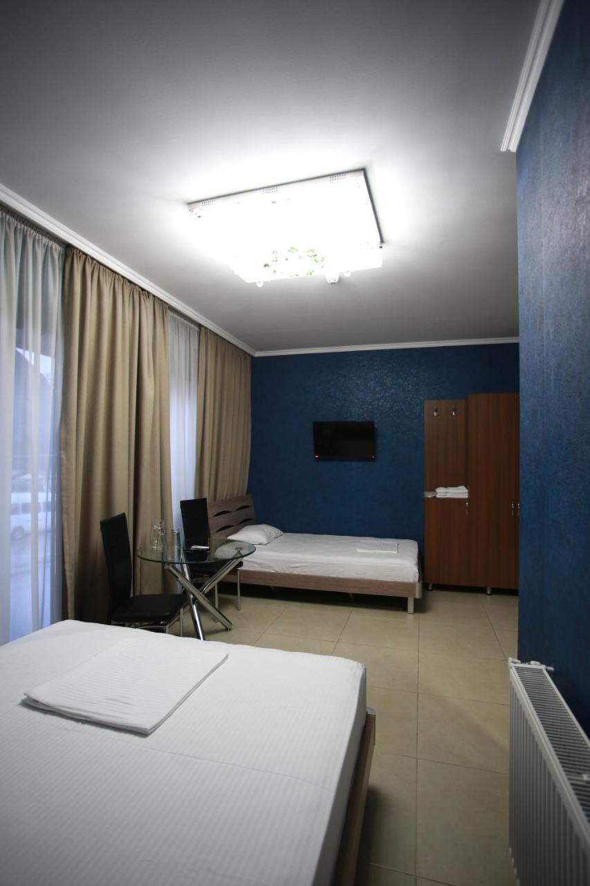 Hotel Okriba Tbilisi Buitenkant foto