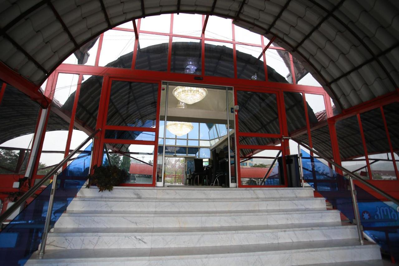 Hotel Okriba Tbilisi Buitenkant foto