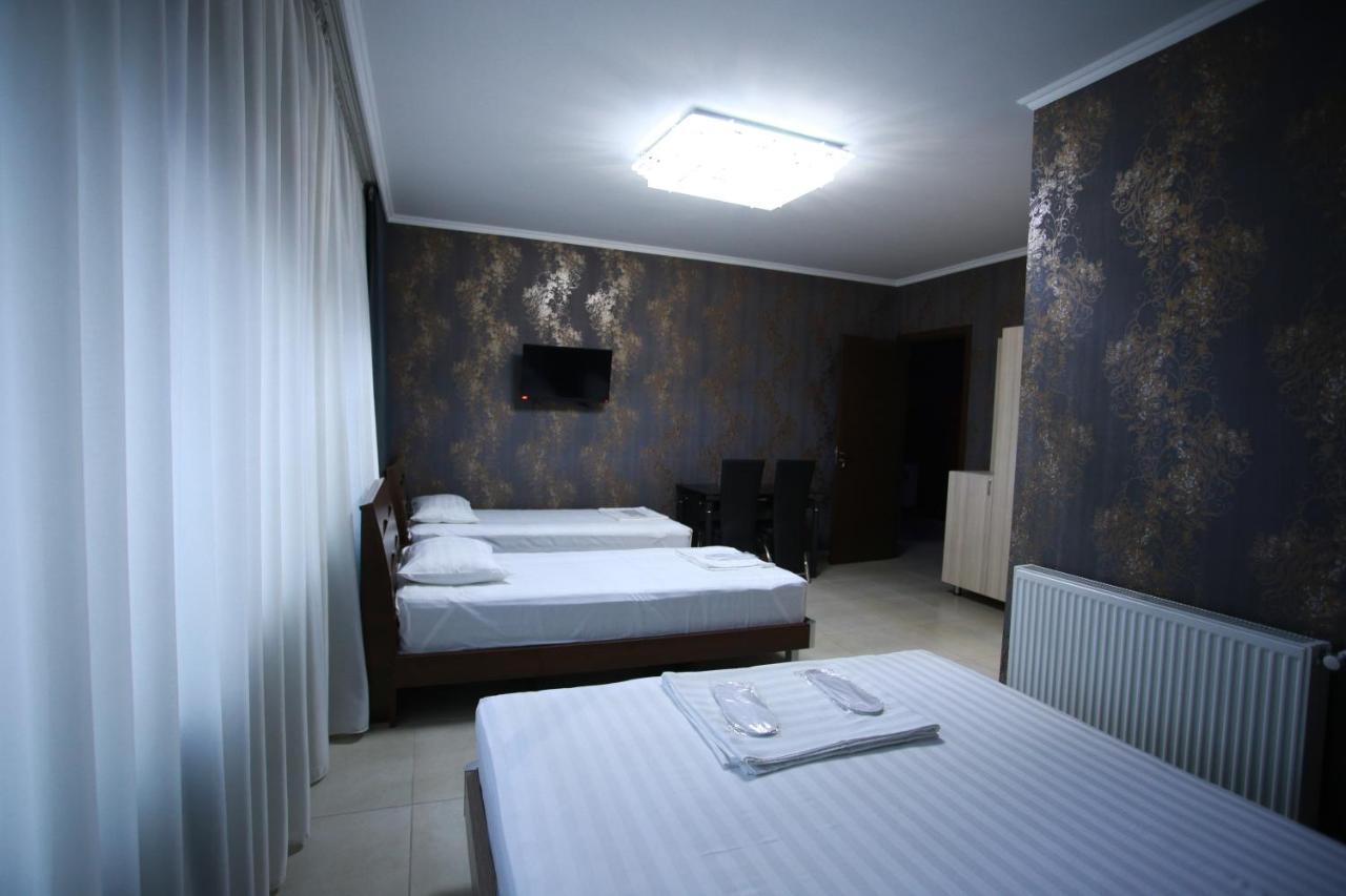 Hotel Okriba Tbilisi Buitenkant foto