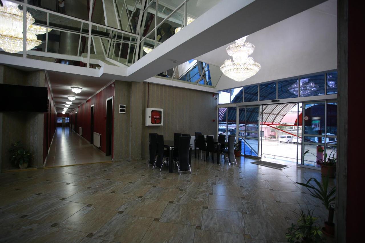 Hotel Okriba Tbilisi Buitenkant foto